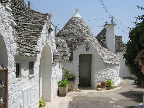 trulli-in-alberobello